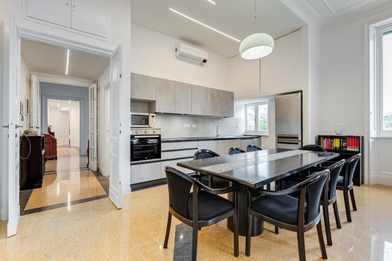 Bmga L Elegant Four-room Apt For 8 Guests In Prati Apartamento